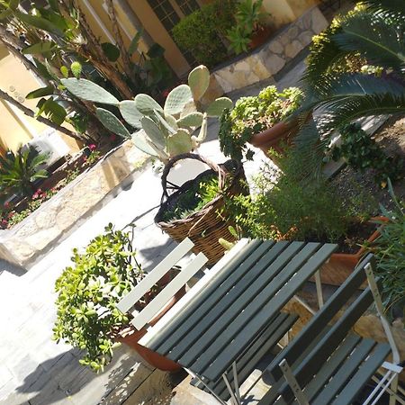 La Porta Sul Mare Apartment Сиракуза Екстериор снимка